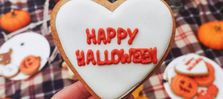 3 Spooky-Cookie Halloween Recipes That Can Be Made In The Microwave 