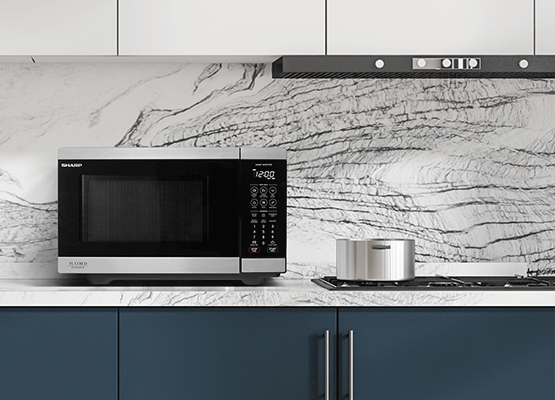 26L Flatbed 900W Microwave